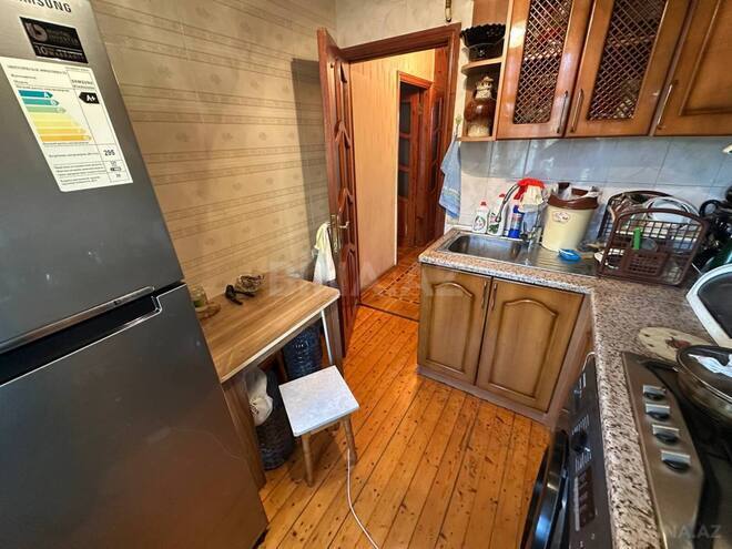 Satılır 3 otaqlı köhnə tikili 60 m², Yasamal q., photo 15 from 17