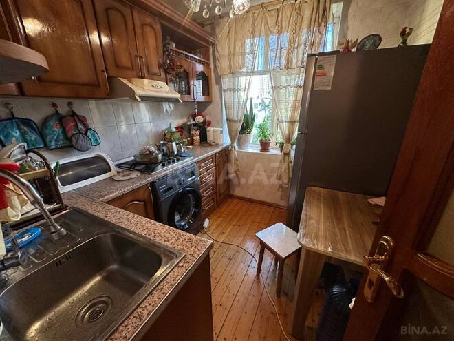 Satılır 3 otaqlı köhnə tikili 60 m², Yasamal q., photo 16 from 17