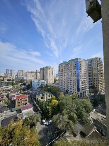 Продается 3-комн. новостройка 140 м², м. 8 ноября, photo 13 from 14