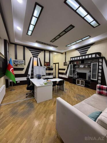Сдаётся 6-комн. офис 220 м², м. Иншаатчылар, photo 1 from 22