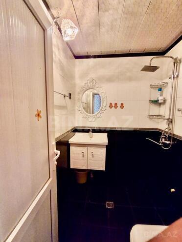 Продаётся 2-комн. вторичка 40 м², м. Кара Караев, photo 9 from 10