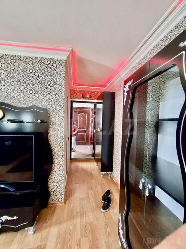 Продаётся 2-комн. вторичка 40 м², м. Кара Караев, photo 6 from 10