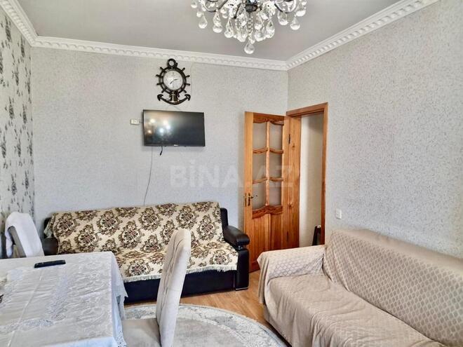Продаётся 1-комн. вторичка 32 м², м. Кара Караев, photo 3 from 15