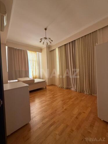 Сдаётся 4-комн. новостройка 140 м², м. Элмляр Академиясы, photo 8 from 16