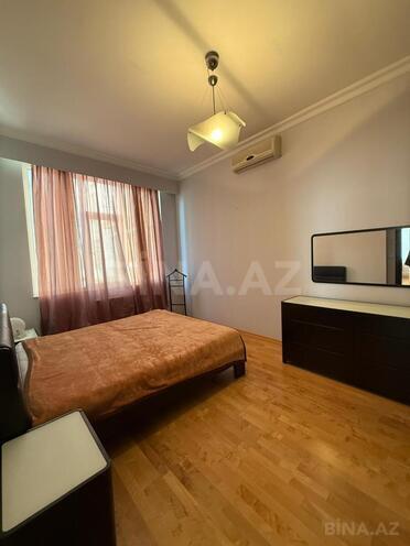 Сдаётся 4-комн. новостройка 140 м², м. Элмляр Академиясы, photo 6 from 16