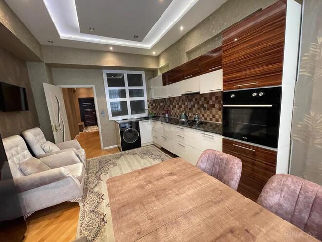 Сдаётся 3-комн. новостройка 108 м², м. Элмляр Академиясы, photo 4 from 23