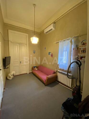 Сдаётся 3-комн. вторичка 80 м², м. Низами, photo 3 from 12