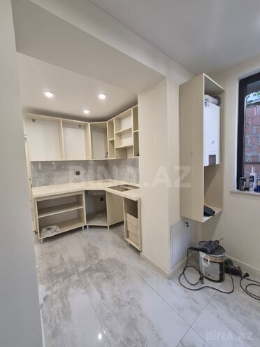 Продаётся 3-комн. вторичка 65 м², м. Элмляр Академиясы, photo 5 from 12
