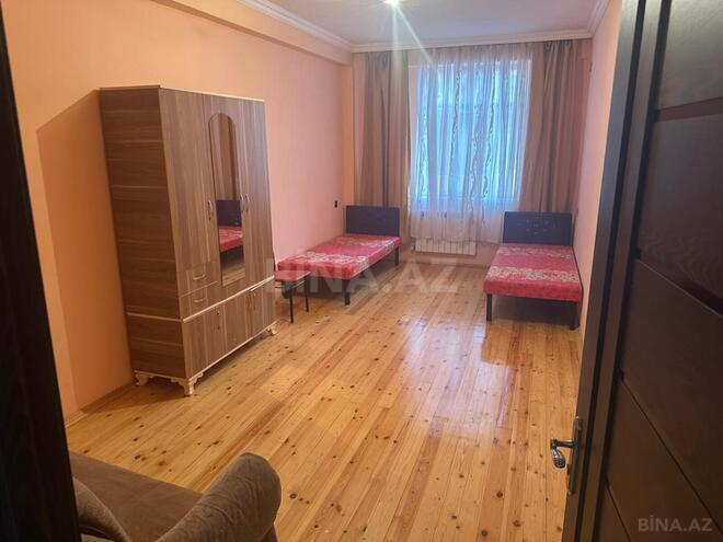 Сдаётся 2-комн. вторичка 60 м², м. Элмляр Академиясы, photo 4 from 8