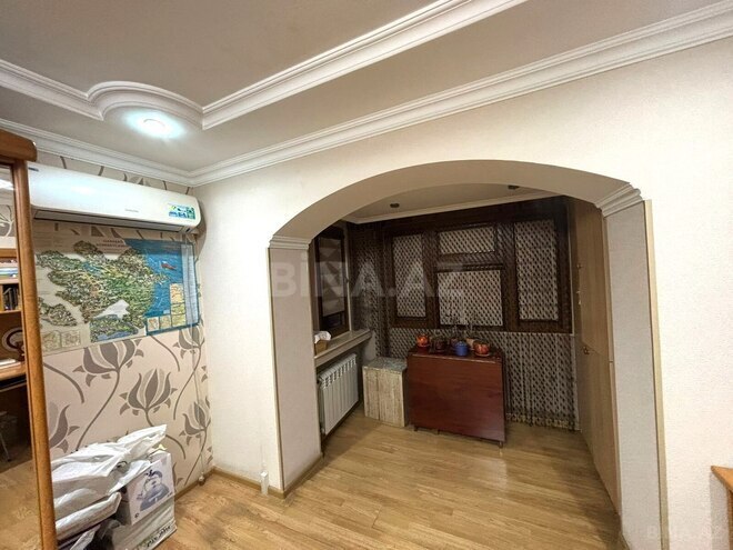Продаётся 3-комн. вторичка 90 м², м. Нефтчиляр, photo 4 from 22