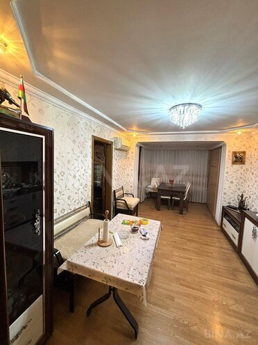 Продаётся 3-комн. вторичка 90 м², м. Нефтчиляр, photo 3 from 22