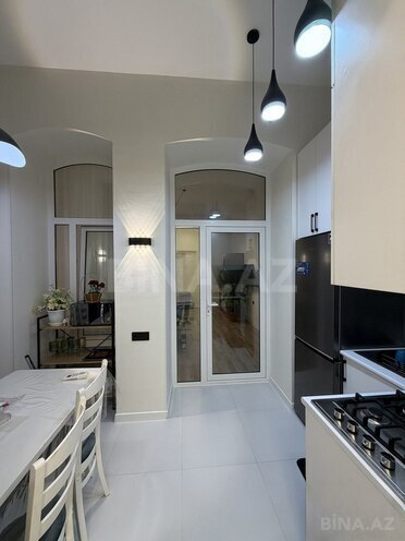 Satılır 2 otaqlı köhnə tikili 60 m², Sahil m., photo 9 from 14