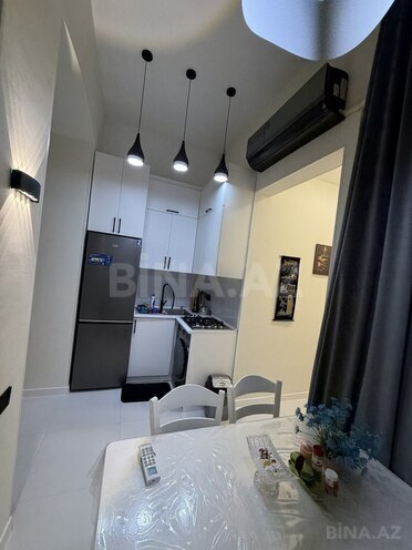 Satılır 2 otaqlı köhnə tikili 60 m², Sahil m., photo 4 from 14