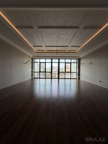 Продаётся 4-комн. новостройка 200 м², м. 28 мая, photo 1 from 30