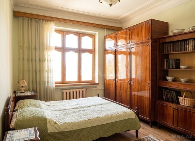 Satılır 3 otaqlı köhnə tikili 84 m², Yeni Günəşli q., photo 4 from 7
