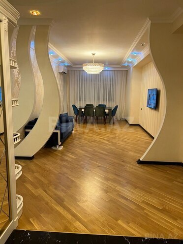 İcarəyə verilir 3 otaqlı yeni tikili 120 m², Gənclik m., photo 1 from 18