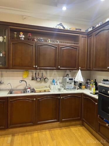 Продаётся 5-комн. новостройка 247 м², м. Низами, photo 16 from 19