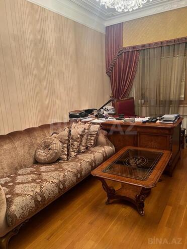 Продаётся 5-комн. новостройка 247 м², м. Низами, photo 12 from 19