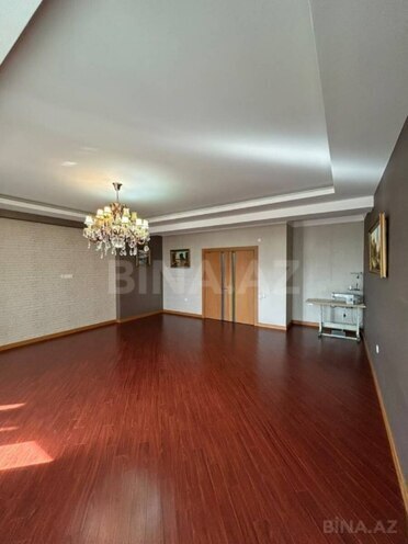 Продаётся 3-комн. новостройка 130 м², м. Гянджлик, photo 1 from 16