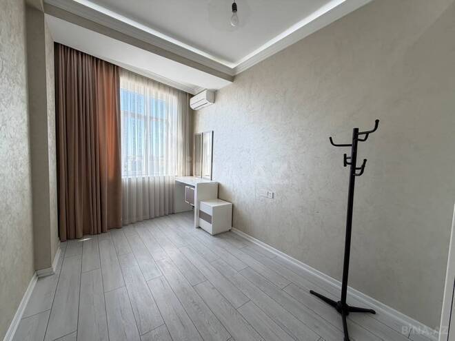 Satılır 3 otaqlı yeni tikili 135 m², İnşaatçılar m., photo 30 from 32
