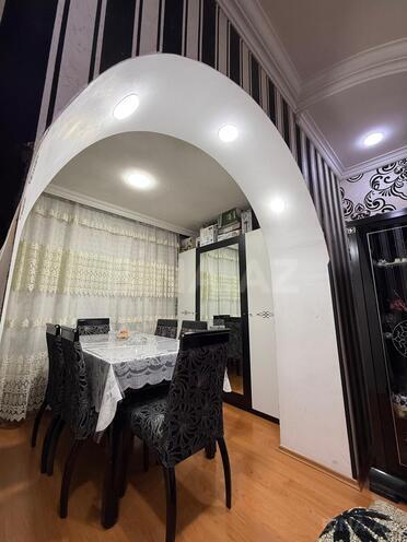 Продаётся 3-комн. вторичка 80 м², Бинагадинский р., photo 4 from 20