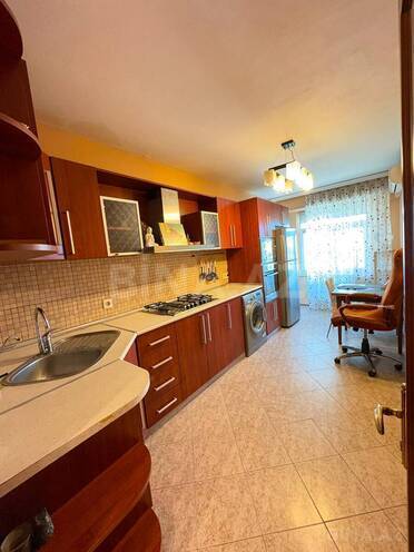 İcarəyə verilir 3 otaqlı köhnə tikili 75 m², 28 May m., photo 8 from 12