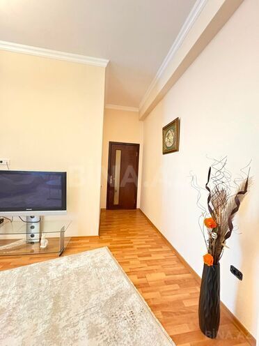 Сдаётся 2-комн. новостройка 97 м², м. Элмляр Академиясы, photo 16 from 17