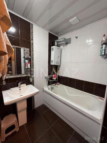 Продаётся 2-комн. вторичка 55 м², Абшеронcкий  р., photo 13 from 20