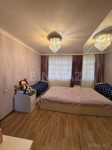 Продаётся 2-комн. вторичка 55 м², Абшеронcкий  р., photo 4 from 20