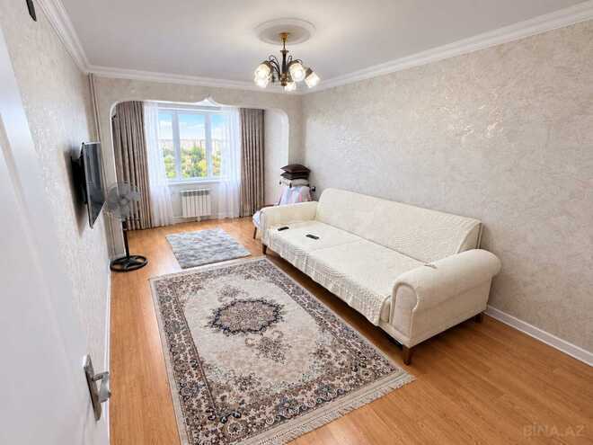 Продаётся 2-комн. вторичка 55 м², м. Нефтчиляр, photo 1 from 12