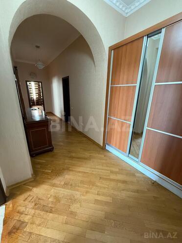 Продаётся 3-комн. новостройка 160 м², м. Низами, photo 4 from 22