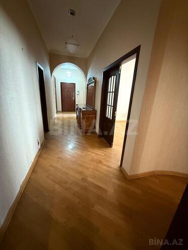 Продаётся 3-комн. новостройка 160 м², м. Низами, photo 7 from 22