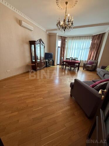 Продаётся 3-комн. новостройка 160 м², м. Низами, photo 17 from 22