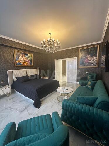 Сдаётся 2-комн. новостройка 100 м², м. 8 ноября, photo 1 from 13