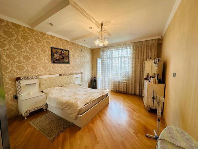 Продается 3-комн. новостройка 120 м², м. Ази Асланов, photo 12 from 17