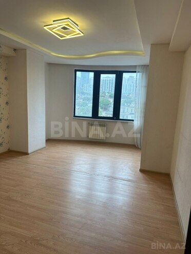 Сдаётся 3-комн. новостройка 150 м², м. Низами, photo 12 from 17