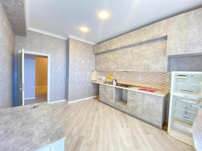 Сдаётся 3-комн. новостройка 130 м², м. 28 мая, photo 8 from 18