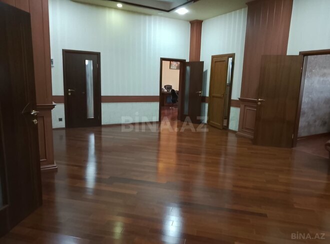 Продаётся 6-комн. офис 280 м², м. Элмляр Академиясы, photo 26 from 32