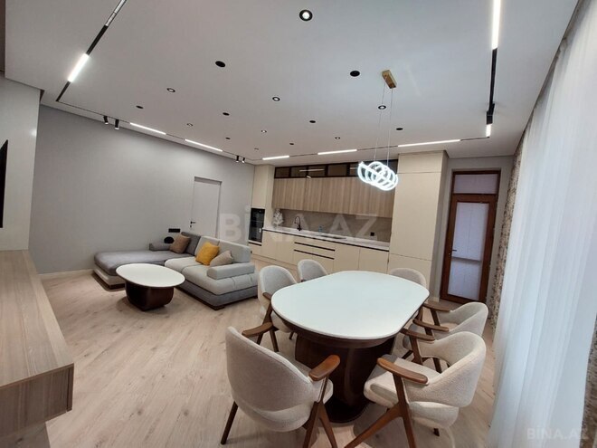 Сдаётся 4-комн. новостройка 160 м², м. Ичеришехер, photo 1 from 14