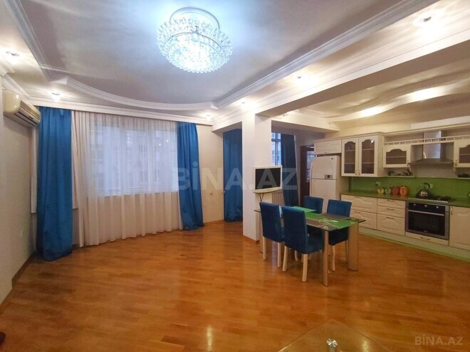 İcarəyə verilir 2 otaqlı yeni tikili 80 m², 8 Noyabr m., photo 1 from 19