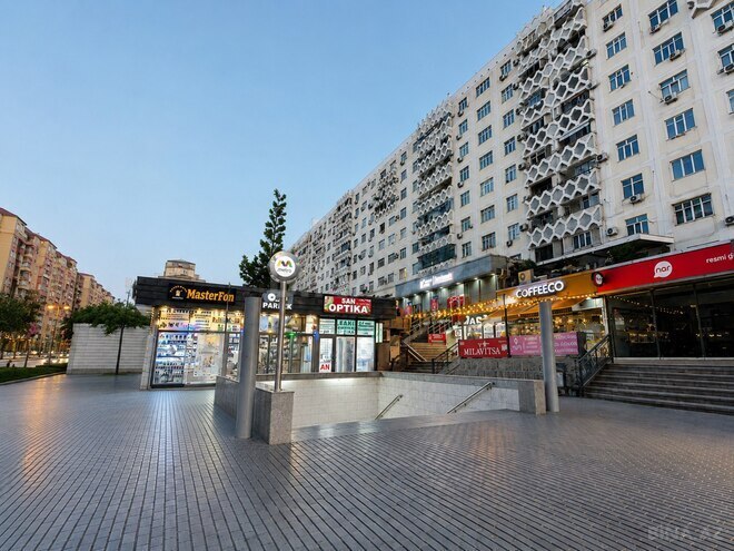 Продаётся 2-комн. вторичка 66 м², м. Ази Асланов, photo 15 from 16