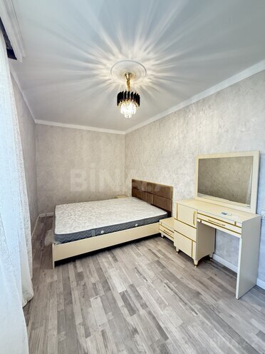 Продаётся 2-комн. вторичка 55 м², м. Иншаатчылар, photo 5 from 17