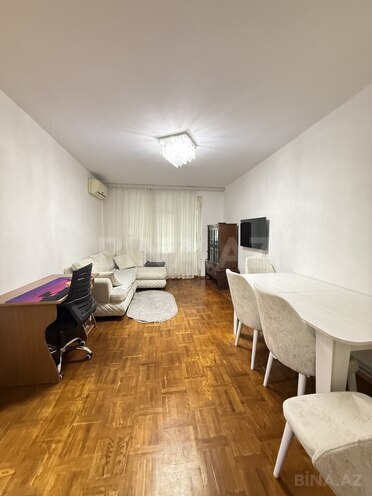 Продаётся 2-комн. вторичка 55 м², м. Иншаатчылар, photo 5 from 15