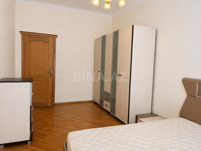 Satılır 4 otaqlı yeni tikili 211 m², 28 May m., photo 9 from 17