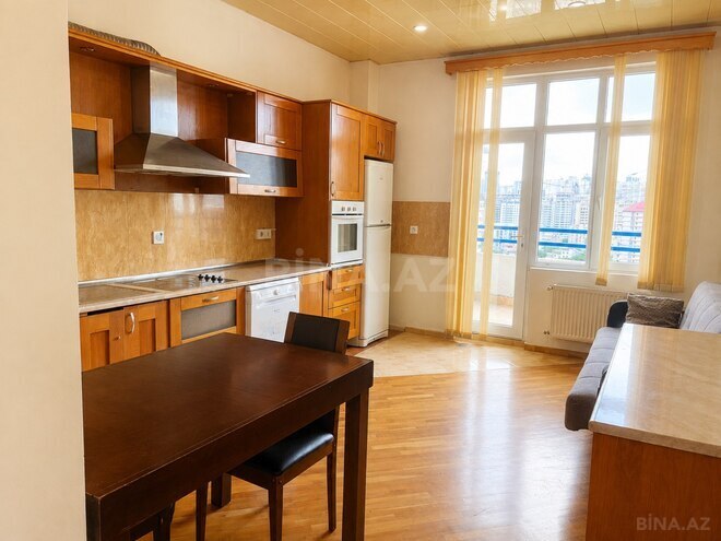 Satılır 4 otaqlı yeni tikili 211 m², 28 May m., photo 12 from 17