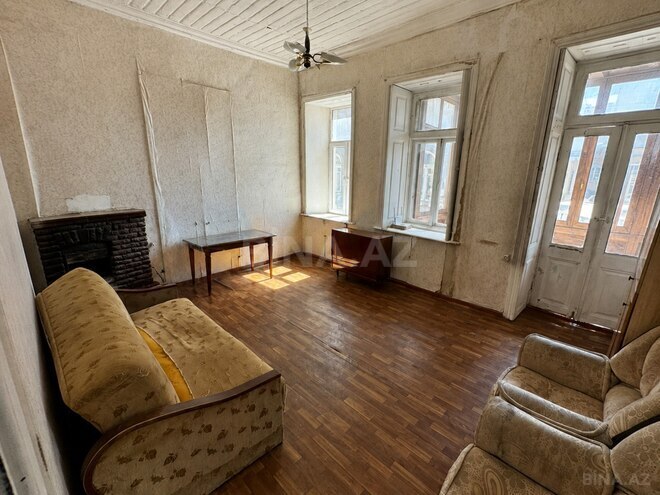 Satılır 1 otaqlı köhnə tikili 35 m², Nizami m., photo 3 from 8