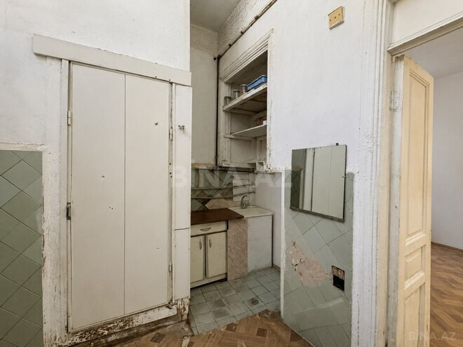 Satılır 1 otaqlı köhnə tikili 35 m², Nizami m., photo 6 from 8