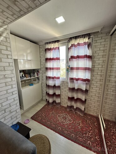 Продаётся 2-комн. вторичка 40 м², м. Кара Караев, photo 15 from 16