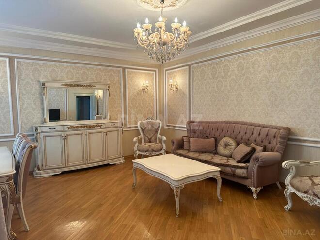 Сдаётся 3-комн. новостройка 135 м², м. 8 ноября, photo 6 from 19