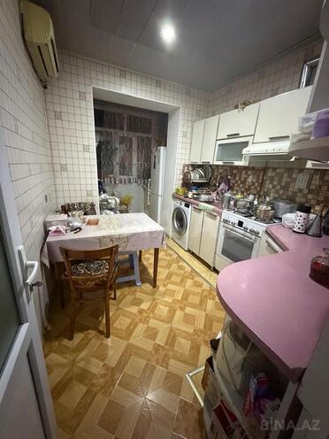 Satılır 3 otaqlı köhnə tikili 75 m², Sahil q., photo 16 from 17